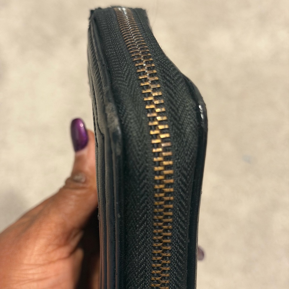 CHANEL Black Floral Embossed Wallet - Picture 6 of 12